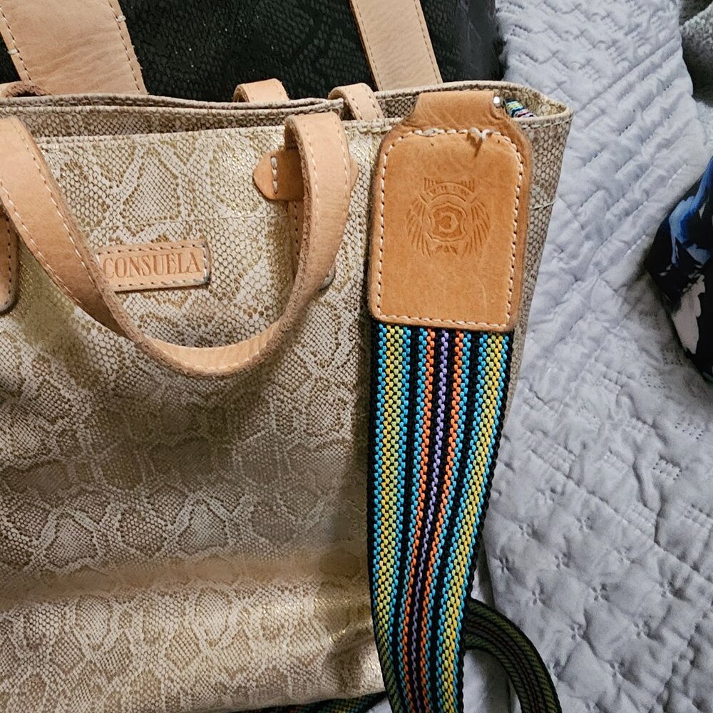 Consuela Leah Essential Tote - Picture 5 of 14